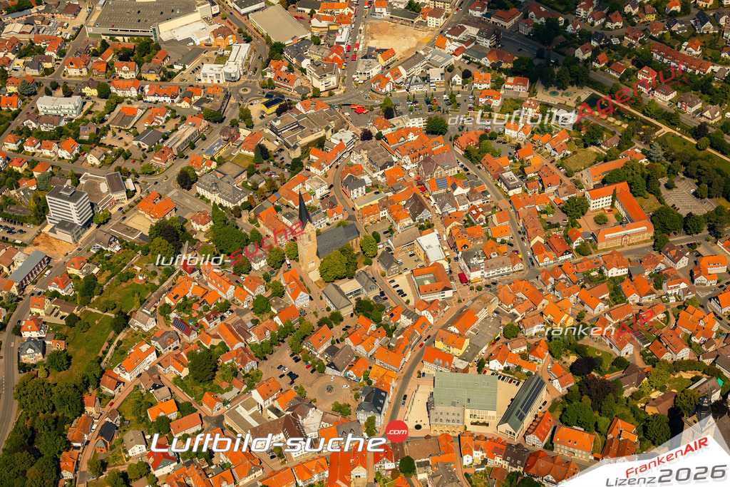 Das Luftbild der Stadt Korbach wurde 2022 vom Flugzeug heraus erstellt (keine Drohnen-Aufnahmen) Aufnahmehöhe ca.450 Meter- hohe Bildauflösung und Druck-Qualität. Garantiert!
