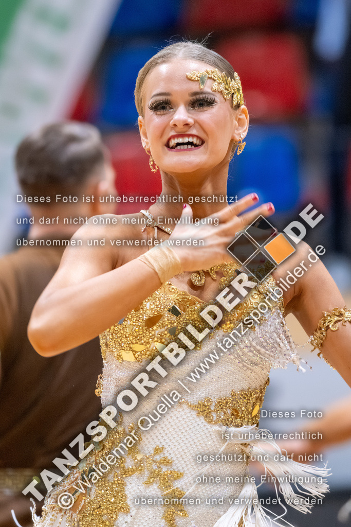 20260328-03419 | Hier finden Sie Tanz Bilder vom Latein und Standard Formationen tanzen. Sportbilder vom Tanzsport. Schöne Fotos und von Weltmeisterschaft, Europameisterschaft, Bundesliga, Regionalliga, Oberliga und Landesliga sowie von GOC Stuttgart, DanceComp, WM Bremen