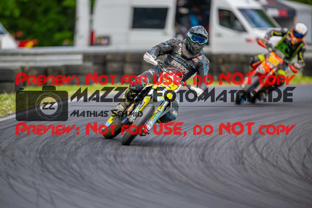 MaZZes-Fotomatrix-20260508-50861 | G4