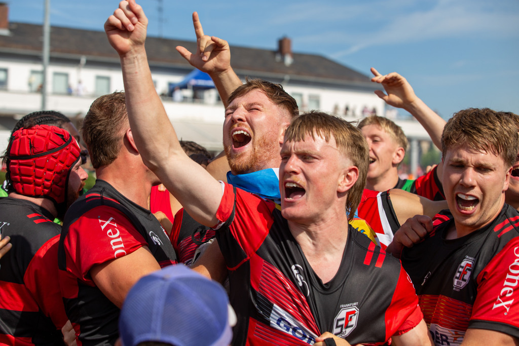 Rugby-Bundesliga, Saison 2024/25, Finale um die deutsche Meisterschaft: SC Frankfurt 1880 gegen TSV Handschuhsheim***Bild: Frankfurt ist deutscher Meister | Rugby-Bundesliga, Saison 2024/25, Finale um die deutsche Meisterschaft: SC Frankfurt 1880 gegen TSV Handschuhsheim***Bild: Frankfurt ist deutscher Meister - Realisiert mit Pictrs.com