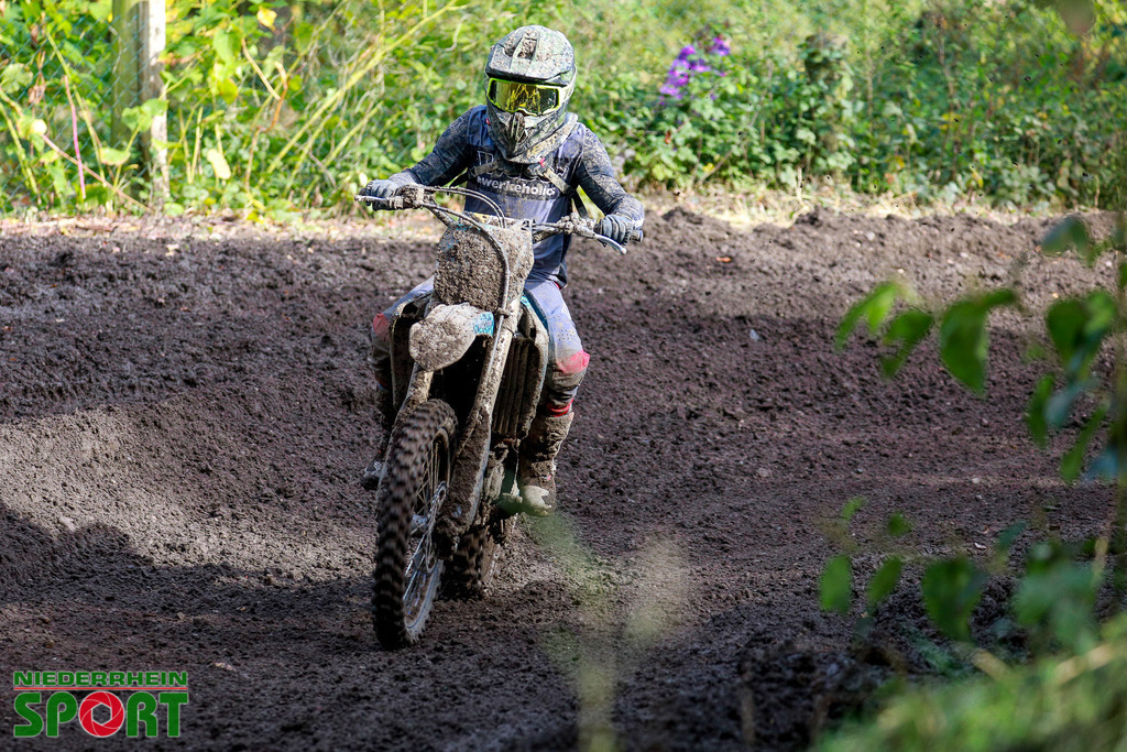 OpenTrack2024_Sonntag_Hobbyfahrer_239 | Bildergalerie von Sport-Ereignissen aber auch von weiteren spannenden Dingen - nicht nur vom Niederrhein. In Anlehnung an den bekannten Spruch von Hanns Dieter Hüsch heißt das Motto: "Niederrhein ist überall".  - Realisiert mit Pictrs.com