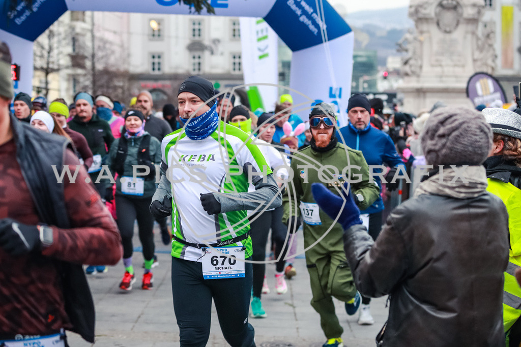 SILVESTERLAUF LINZ 25 | Linz, AUSTRIA, 31. Dezember 25, TRIRUN SILVESTERLAUF LINZ 25 , Image shows: 
Photo: WAPICS / BINDER Manuel