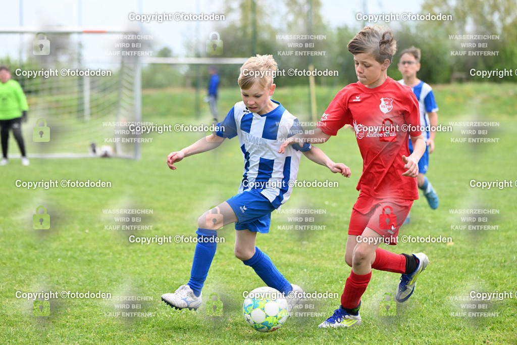 DSC_0137 | TSV Holtrop (rot) - TuS Holtriem I (blau,weiß) 