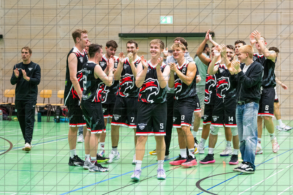 2. RL West | 19.10.2024 | BBC OS vs. Bad Essen | 2. RL West | 19.10.2024 | BBC OS vs. Bad Essen - - - - - CREDIT, www.bullenfotos.de, Martin König, Hörner Weg 40, D-49078 Osnabrück, +4917663732967, Nutzung und Weitergabe nur zu den vereinbarten Zwecken. Presseanfragen an Ersteller. Alle Rechte beim Ersteller. - - - - - - Realisiert mit Pictrs.com