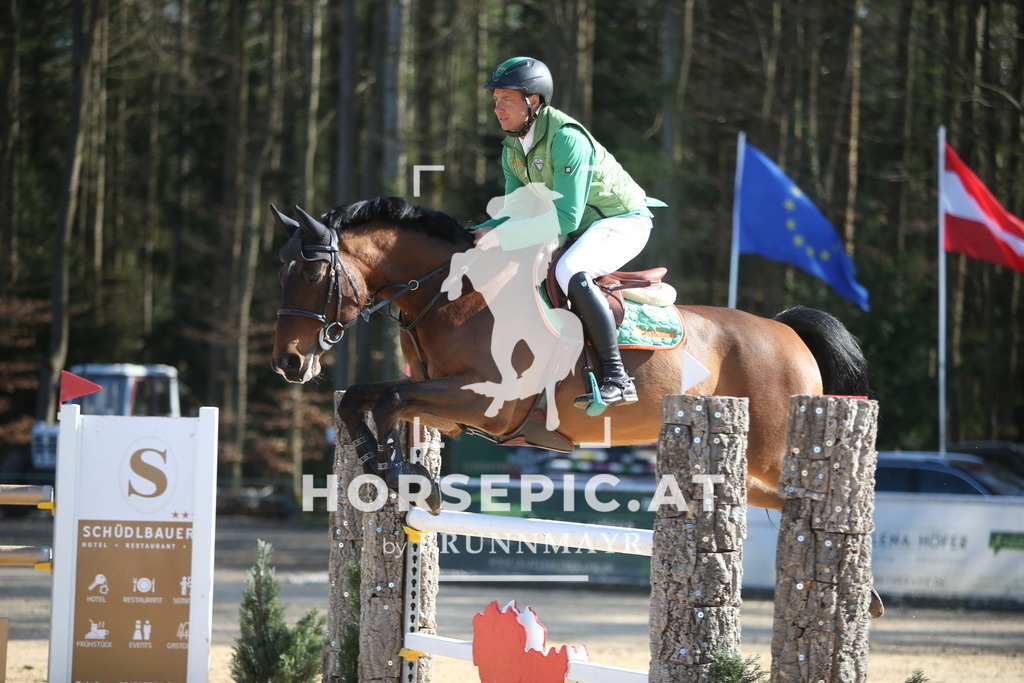 PP015602 | Willkommen bei Brunnmayr - Design & Fotografie – Ihrem Spezialisten für Reitturniere und Pferdeveranstaltungen in Oberösterreich, Salzburg und Bayern! Seit über 17 Jahren sind wir leidenschaftlich dabei.