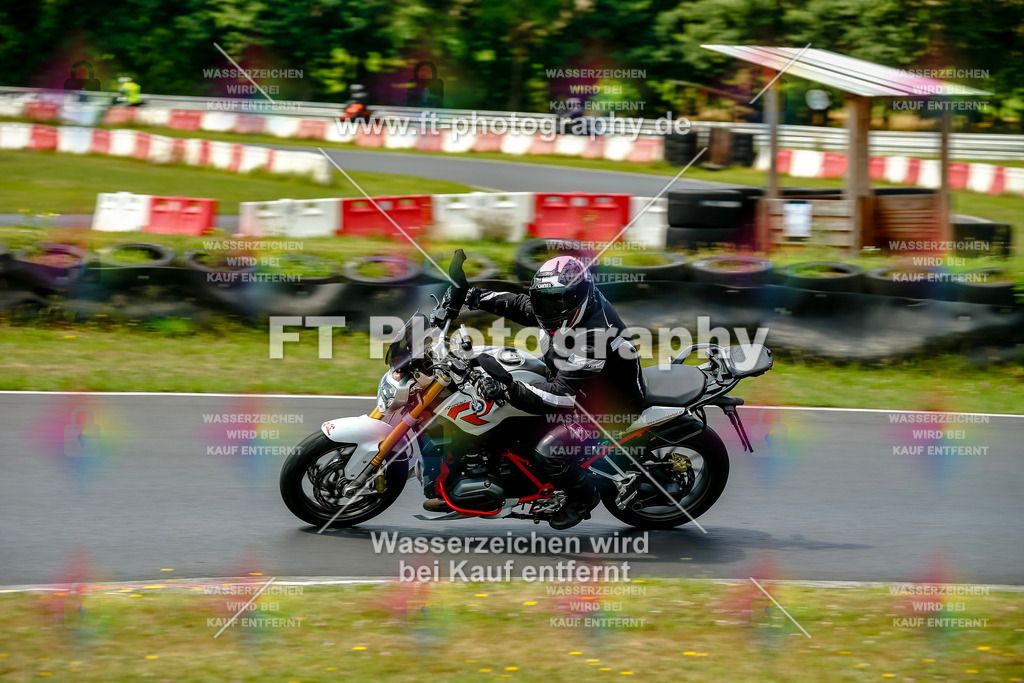 VBK-4845 | Hier findet Ihr Bilder von Touristenfahrten auf der Nürburgring Nordschleife oder von anderen Veranstaltungen die ich besucht habe. Viel Spass beim Durch Schauen 