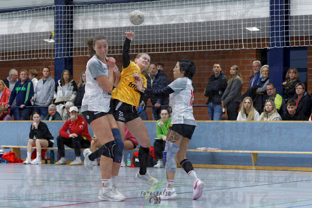 Frauen Oberliga Mitte (HHV); HSG Eibelshausen/Ewersbach - HSG Wettenberg II | Frauen Oberliga Mitte (HHV); HSG Eibelshausen/Ewersbach - HSG Wettenberg II am 13.12.2025 in Steinbrücken (Sporthalle am Hammerweiher)Photo © 2025 - Jörg Heinrich - Realisiert mit Pictrs.com