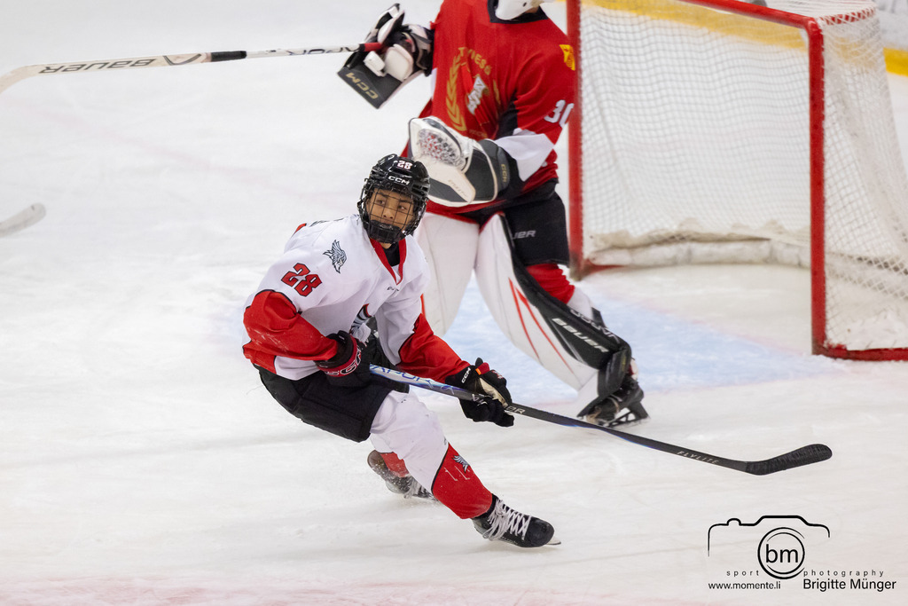 Tyresö Hanviken Hockey vs IFK Täby HC_570A0375 | Preseason U18 Regional Herr Östra - Realisiert mit Pictrs.com