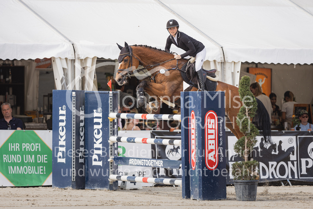 230521_MayDays_M__-Spr-818 | 3. Etappe der Waldbach Amateur Tour, M**-Springen mit steigenden Anforderungen, Herford-Laar, May Days, 21.05.2023