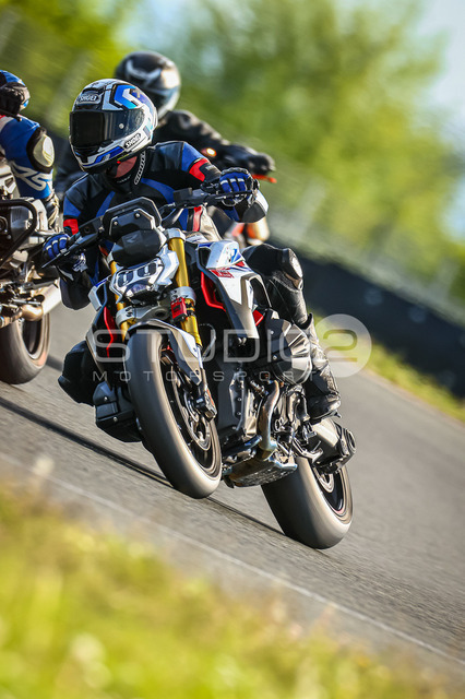 0086-260504OSL-026_86 | Deine Full-Service-Agentur für ✔️Videoproduktionen und ✔️Motorsportfotografie Jetzt Angebot anfragen!