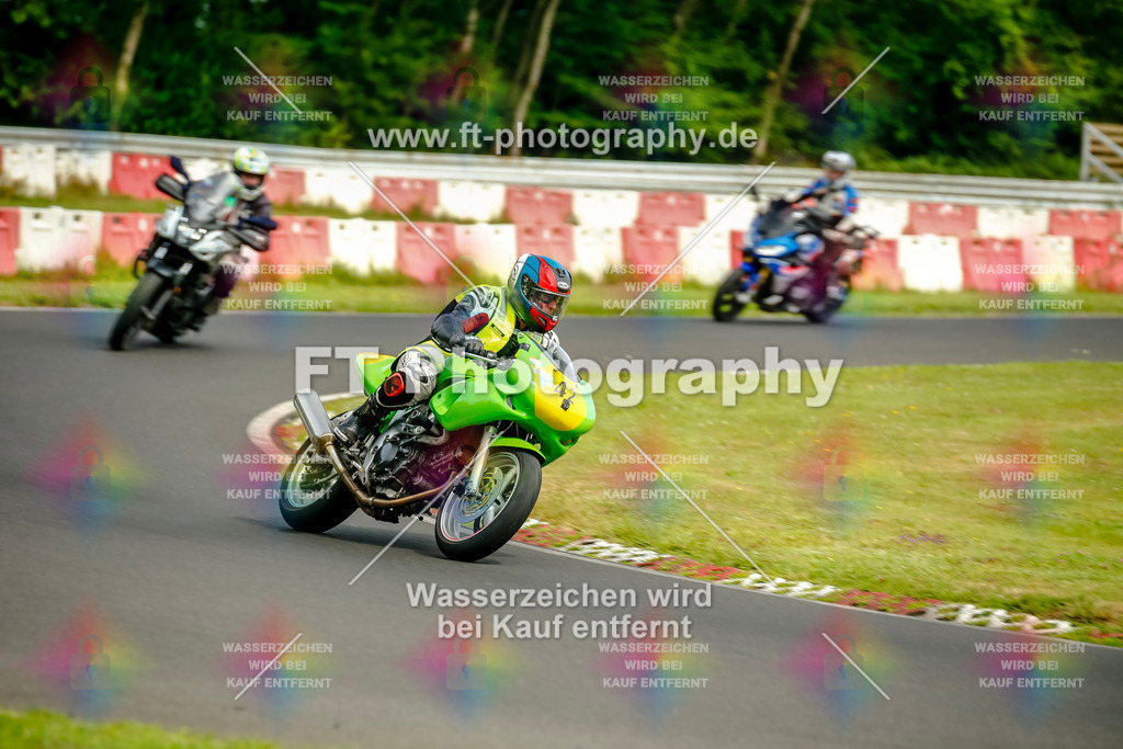 VBK-4579 | Hier findet Ihr Bilder von Touristenfahrten auf der Nürburgring Nordschleife oder von anderen Veranstaltungen die ich besucht habe. Viel Spass beim Durch Schauen 