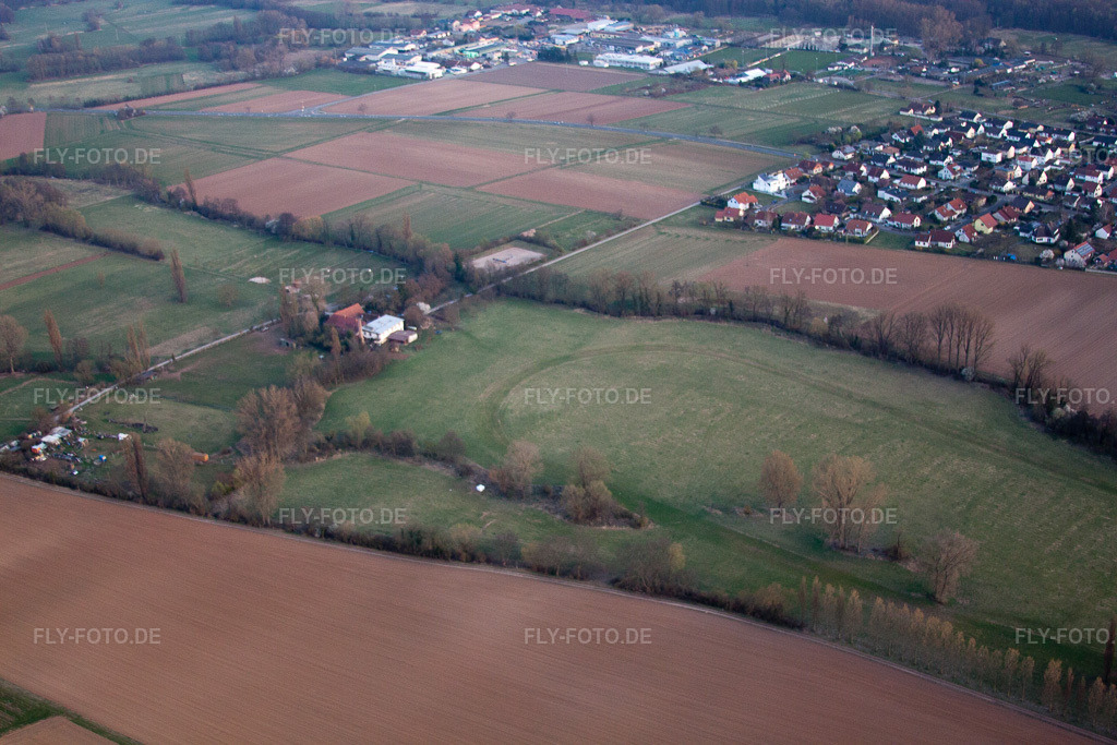 Luftbild: Billigheim, Rennbahn im Ortsteil Billigheim in Billigheim-Ingenheim im Bundesland Rheinland-Pfalz in Deutschland. Foto: IMG_49180.jpg vom 24.03.2012 durch Werner Riehm/FLY-FOTO.de