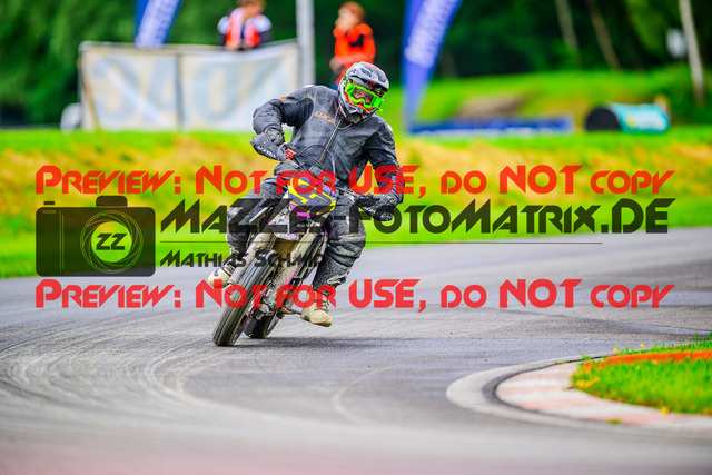 MaZZes_FotoMatrix_240609_6007705_3247 | SWISS S1