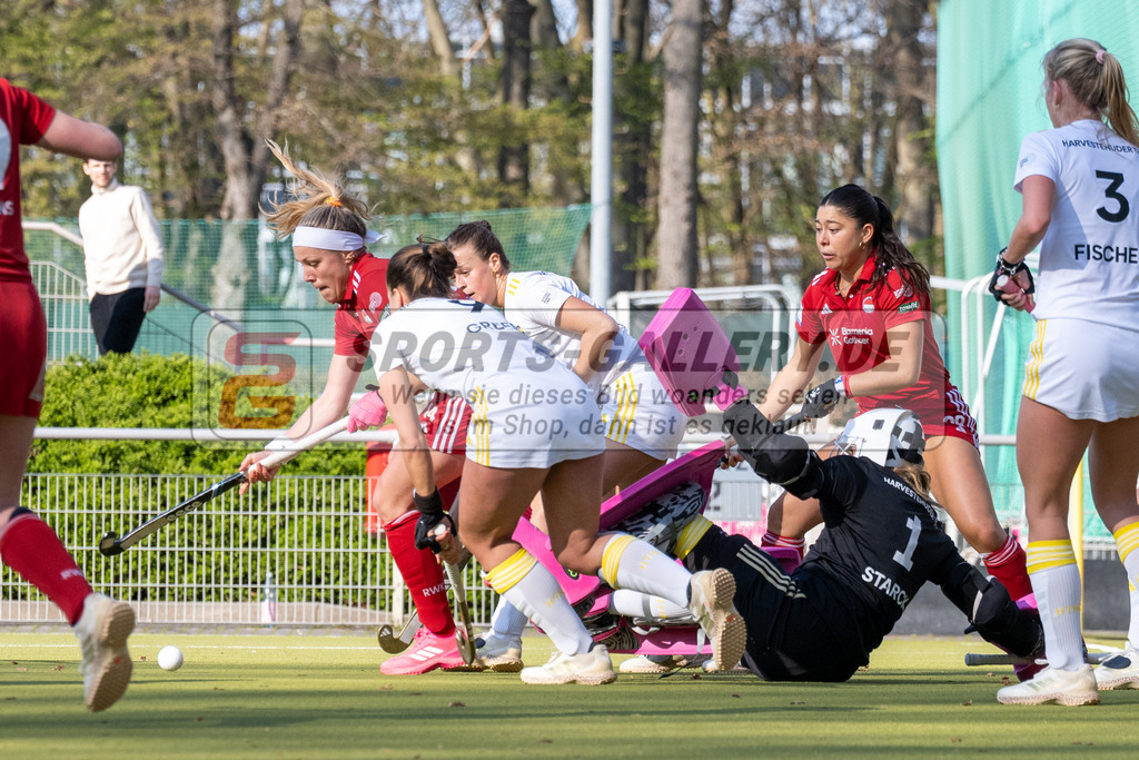 SFE_20260322_0099 | Köln, Deutschland, 22.03.26: Feldhockey 1. Bundesliga Damen zwischen Rot-Weiss Köln - Harvestehuder HTC im REWE Sportpark am 22.03.2026 in Köln, Deutschland. (Foto von Stephan Fehrmann)Köln, Germany, 22.03.26: Feldhockey 1. Bundesliga Damen between Rot-Weiss Köln - Harvestehuder HTC in REWE Sportpark at 22.03.2026 in Köln, Deutschland. (Foto from Stephan Fehrmann)