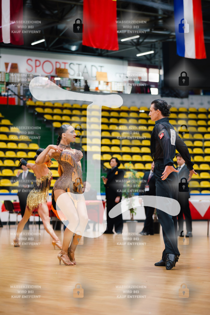 Hessen Tanzt WDSF International Open Latin 13th (67) Roman Stradetskiy _ Kateryna Vakarchuk (Ukraine)-2025-05-18-4408 | Webshop for digital downloads and prints of dance sport, event & show photographer Julian Link - Realisiert mit Pictrs.com