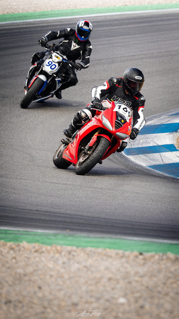 Ducati Trackday Hockenheimring 2026 | Entdecken Sie die faszinierende Welt von Alexander Tschuncky Arts: Kreative Fotografie, atemberaubende Automobilkunst und hochwertiger Bilderdruck. Lassen Sie sich inspirieren! - Realisiert mit Pictrs.com
