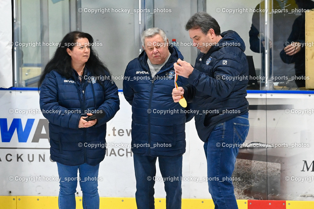 ESC Steindorf vs. SC Hohenems 11.3.2023 | ESC Steindorf Kassierin ALEXANDRA ALTENREITER, Ehrenpräsident ESC Steindorf GERD OLSCHNEGGER, Obmann ESC Steindorf Hans Tschernutter