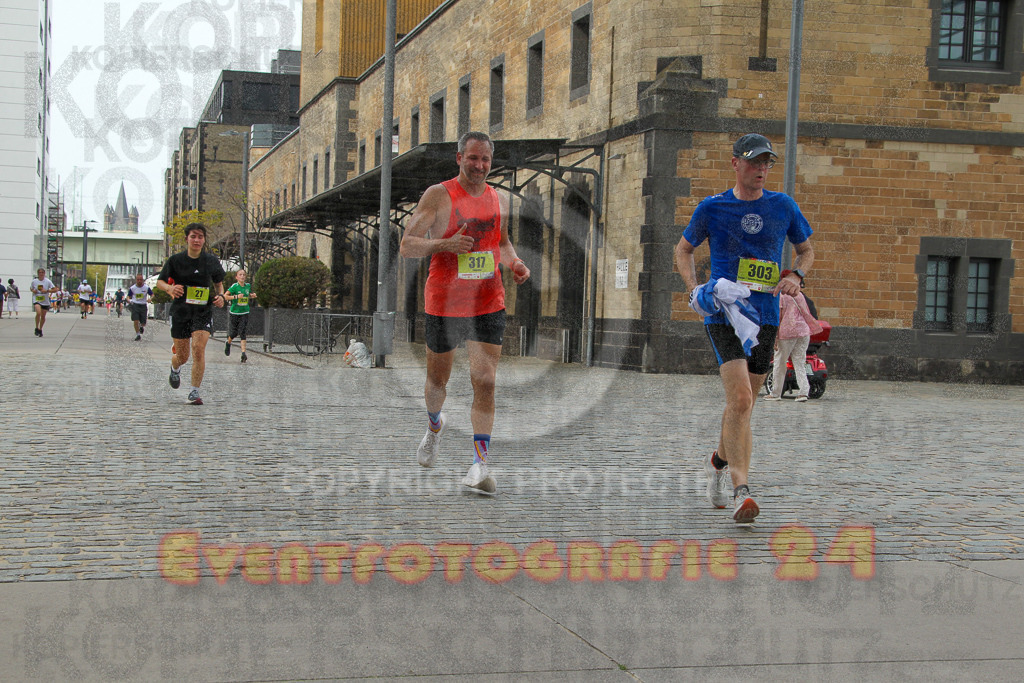 250920_1529_EV4_8909 | Sportfotografie im Rhein-Sieg Kreis, Köln, Bonn, NRW, Rheinland Pfalz, Hessen, etc. Unser Tätigkeitsfeld umfasst den Laufsport vom Volkslauf über den Marathon, Duathlon, Triathon bis zum Ultralauf wie Kölnpfad Ultra oder Schindertrail.