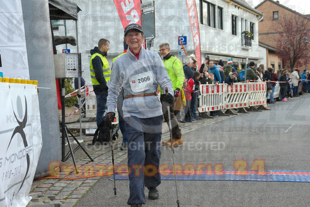 221127_1210_EX1_2037 | Sportfotografie im Rhein-Sieg Kreis, Köln, Bonn, NRW, Rheinland Pfalz, Hessen, etc. Unser Tätigkeitsfeld umfasst den Laufsport vom Volkslauf über den Marathon, Duathlon, Triathon bis zum Ultralauf wie Kölnpfad Ultra oder Schindertrail.