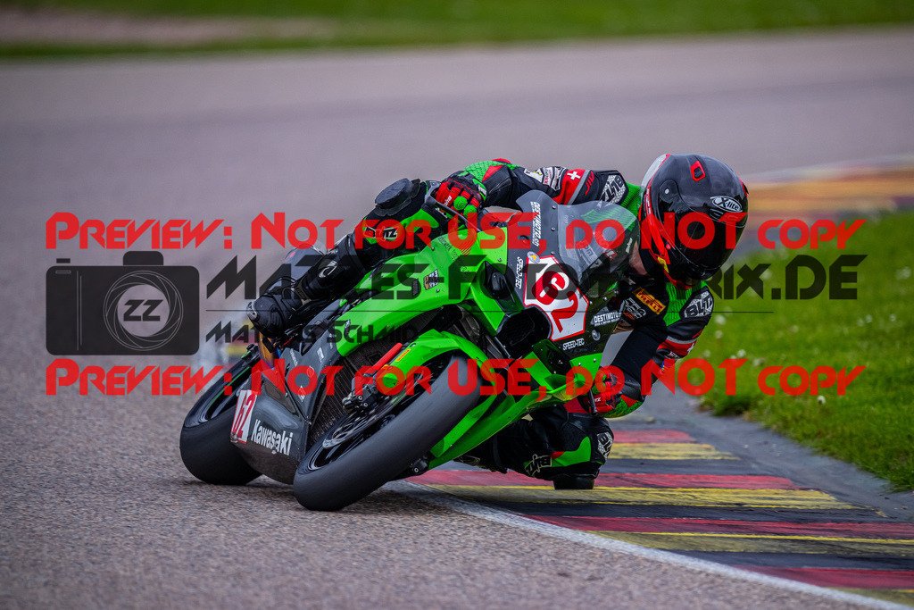 MaZZes_FotoMatrix_240503_6007705_1081 | STK1000