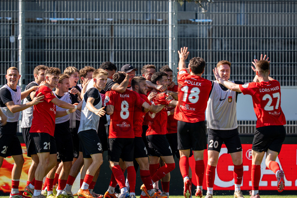 Stuttgarter Kickers vs. SG Sonnenhof Großaspach, Fussball, WFV-Pokal, Finale, 23.05.2026 | Mert Tasdelen (SG Sonnenhof Großaspach, #10) jubelt mit seinem Team nach dem Treffer zum 1:3,Stuttgarter Kickers vs. SG Sonnenhof Großaspach, Fussball, WFV-Pokal, Finale, 23.05.2026