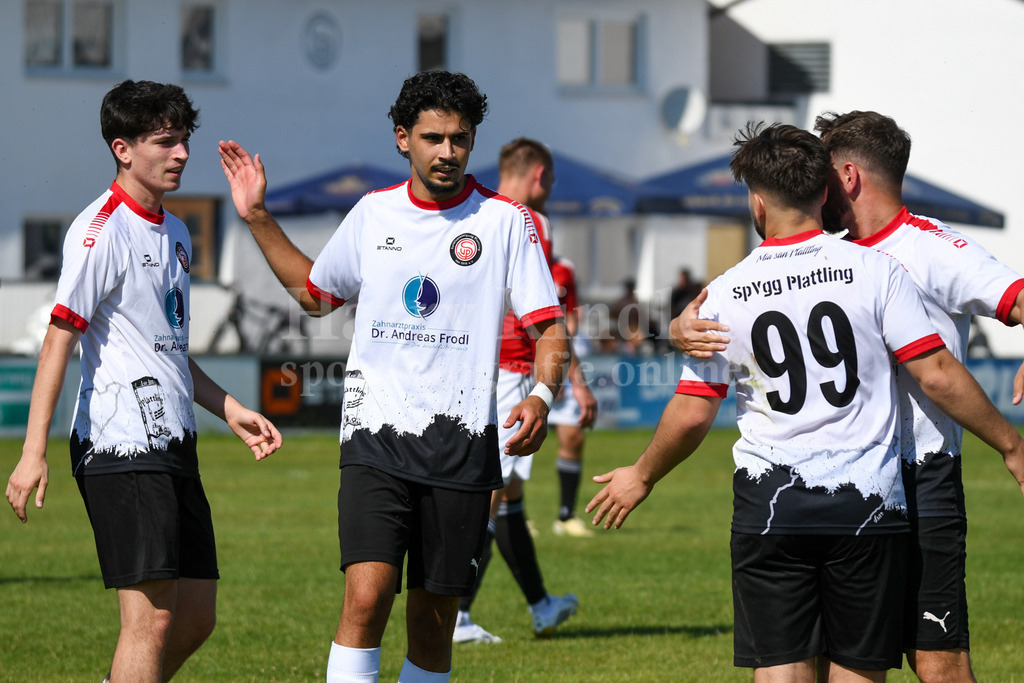 SpVgg Plattling : TSV Mauth I Testspiel 21.06.2025 I Bezirksliga West ( BzL Ndb. West) | Arda Ulukus (SpVgg Plattling) - Realisiert mit Pictrs.com