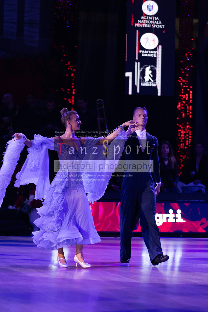 IMG_8818 | Tanzsportbilder, Standardtanz, Lateintanz, WDSF, DTV, LTVB, dancecomp, goc, hessen tanzt, blaues band der spree, walzer, tango, wiener walzer, slowfox, quickstepp, samba, rumba, cha-cha-cha, paso doble. jive, hd-kroft photography, turniertanzsport