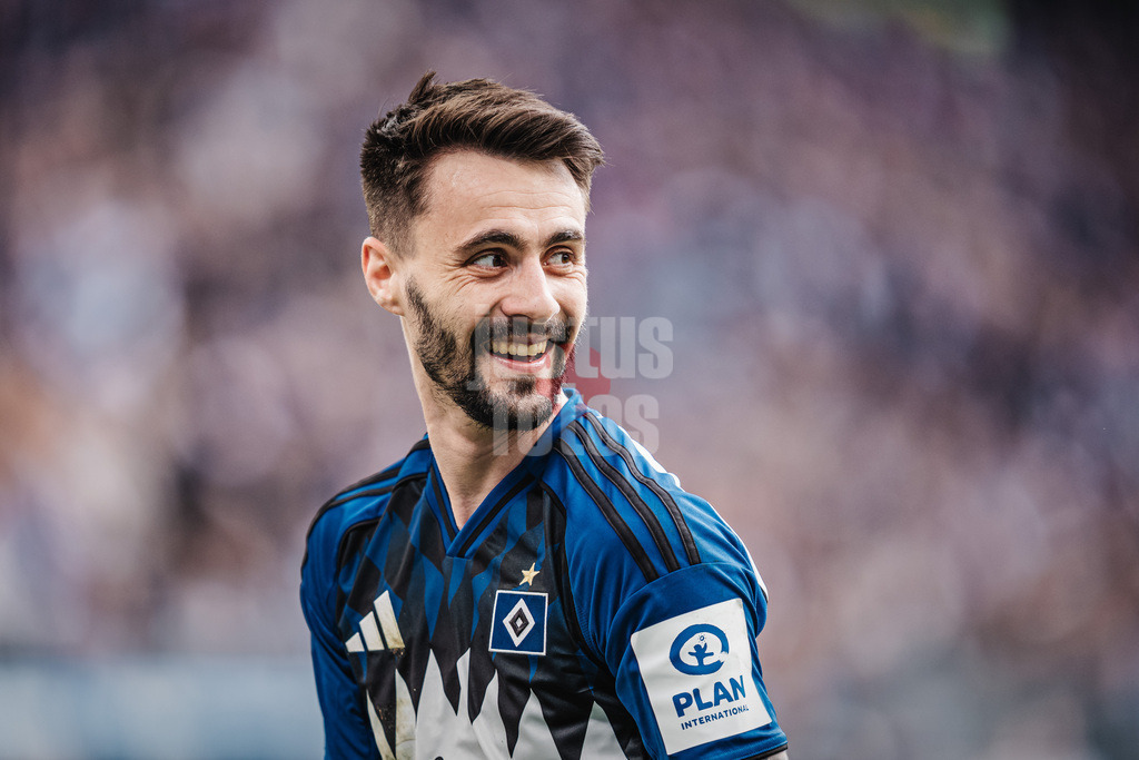 Fußball | Männer | Saison 2025/2026 | 1. Fußball-Bundesliga | 28. Spieltag | Hamburger SV vs. FC Augsburg | 04.04.2026 | Fabio Daniel Ferreira Vieira (#20, HSV)