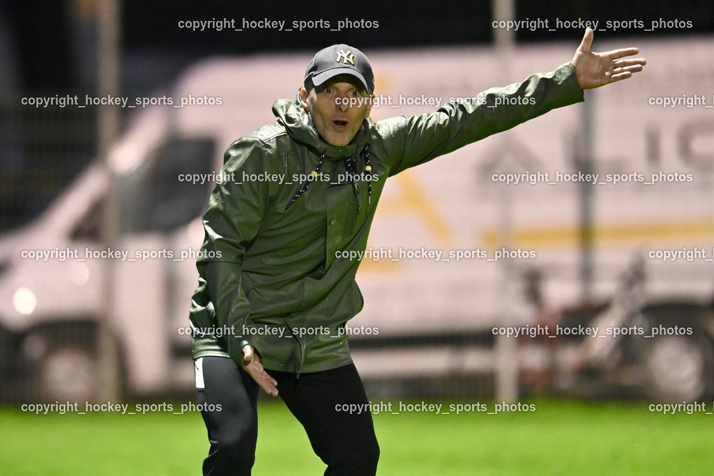 SAK vs. SV Donau  | Headcoach SV Donau Kurt Stuck, SAK vs. SV Donau , SAK vs. SV Donau  am 27.09.2024 in Klagenfurt (Sportpark Welzenegg), Austria, (Photo by Bernd Stefan)