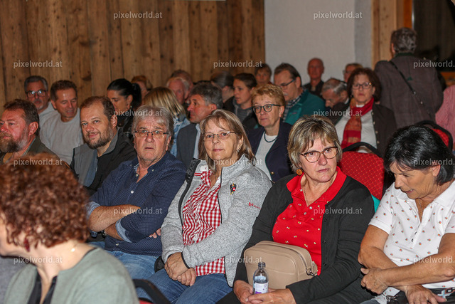 „Vom Kärntnerlied zum Countryhit“ am Jurehof | Bildershop von pixelworld.at - Realisiert mit Pictrs.com