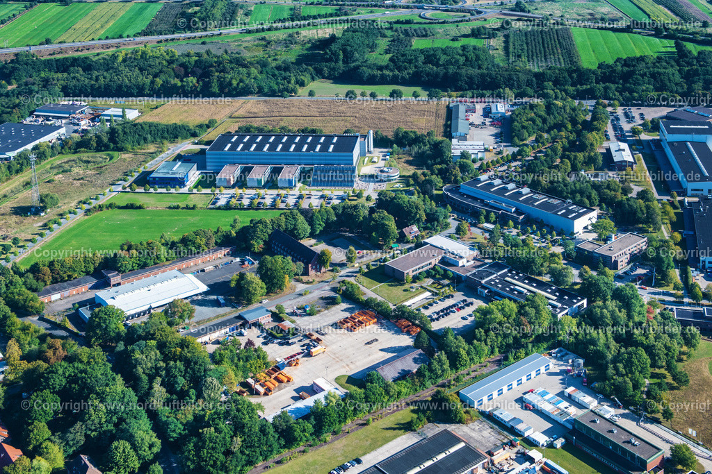 Stade_Cfk_Nord_ELS_4112220922 | STADE 22.09.2022 Firmengelände der CFK Nord mit Hallen, Firmengebäuden und Produktionsstätten im Ortsteil Ottenbeck in Stade im Bundesland Niedersachsen, Deutschland. // Company grounds and facilities of CFK Nord in the district Ottenbeck in Stade in the state Lower Saxony, Germany. Foto: Martin Elsen