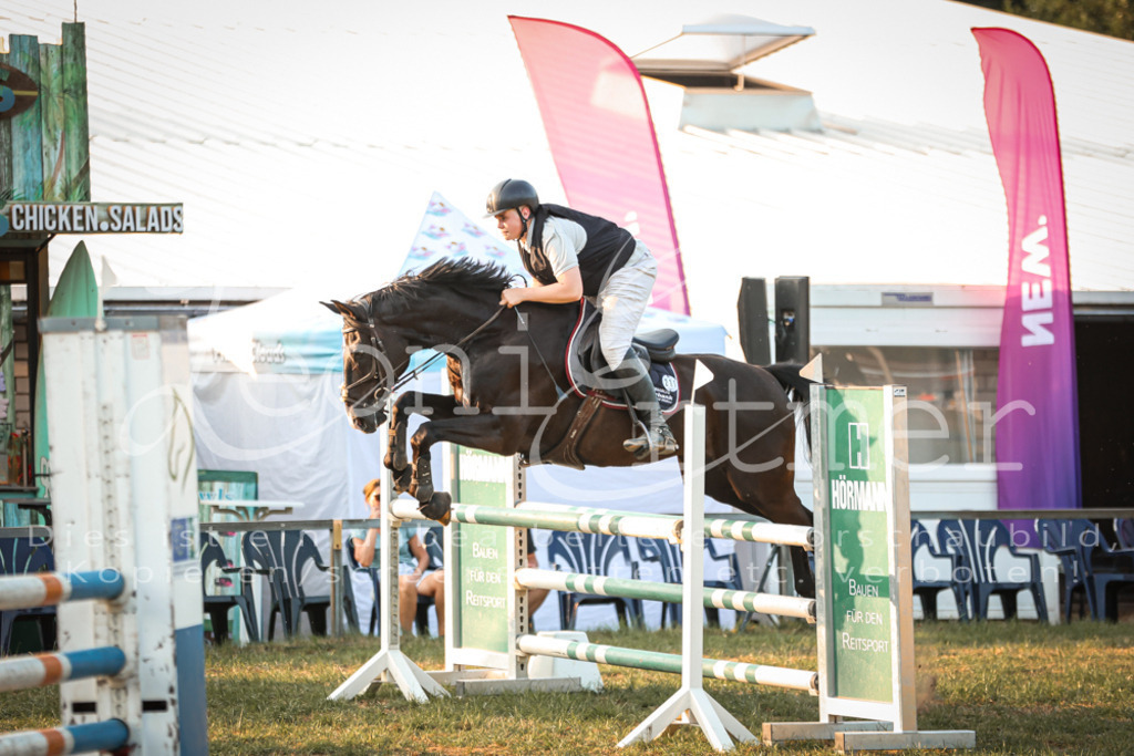 24.FrSpL00136 | Leoni Ertmer Photography - Realisiert mit Pictrs.com