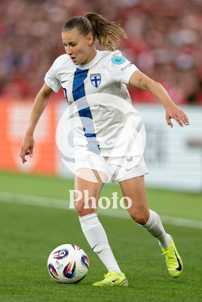 Finland v Switzerland: UEFA Women's EURO 2025 Group A | GENEVA, SWITZERLAND - JULY 10: Katariina Kosola of Finland controls the ball  during the UEFA Women's EURO 2025 Group A match between Finland and Switzerland at Stade de Geneve on July 10, 2025 in Geneva, Switzerland. (Photo by Giuseppe Velletri/Sports Press Photo/Getty Images)