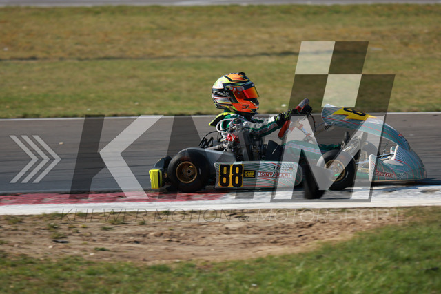 0DKP2333 | Kliewer Motion & Motorsport - Realisiert mit Pictrs.com