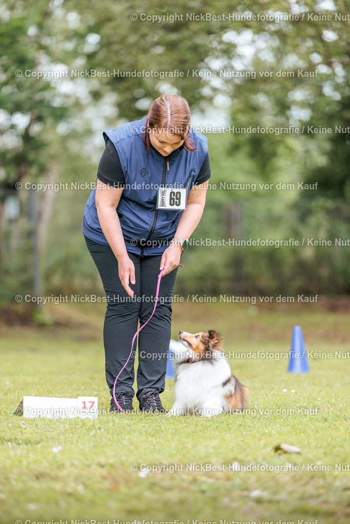 RO-Blumenthal-2026-Nickbest-Hundefotografie-2671 | Dein Hund! Dein Moment! Deine Erinnerungen! Hundefotografie in Bremen Blumenthal. Ich fange die besonderen Momente deines Vierbeiners ein – ob Indoor mit Blitzanlage oder in der freien Natur. Sicher dir dein Moment und dein Termin für eure Erinnerungen.