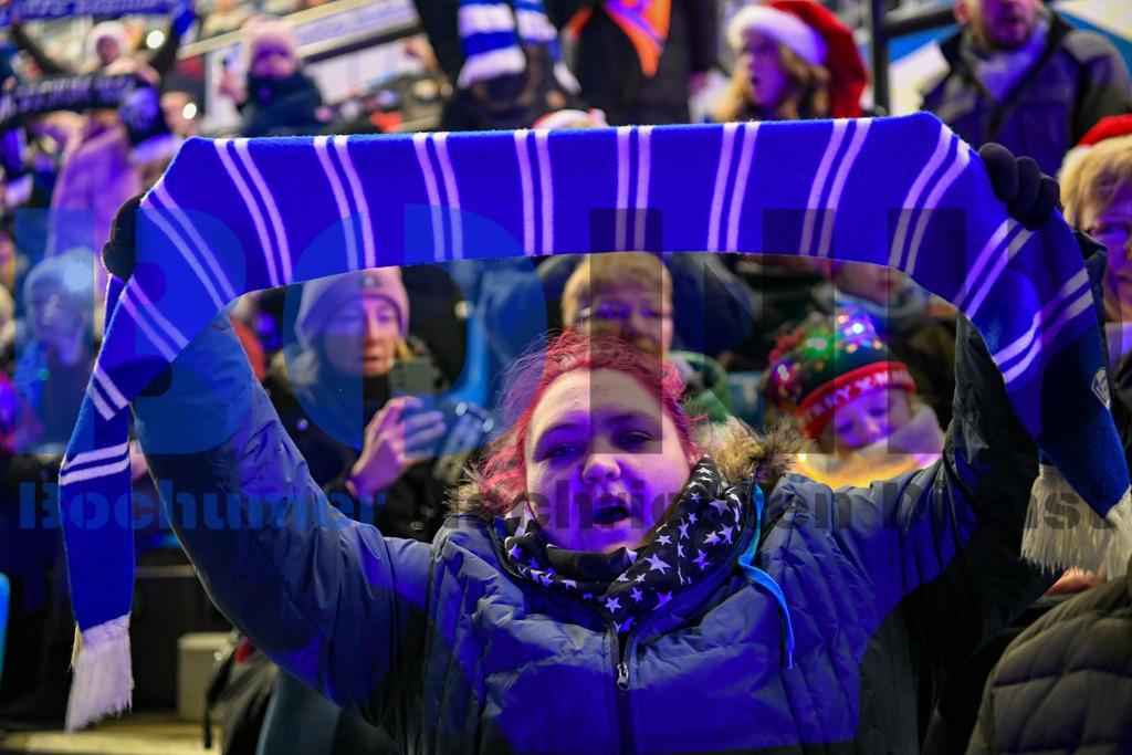 CSC_WEISIN20231220-20 | bond - Realisiert mit Pictrs.com