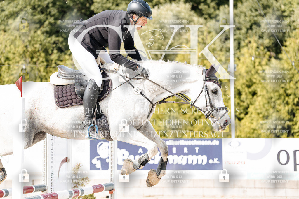 CK905586 | Turnierfotografie Pferdefotografie Trier Rheinland-Pfalz Pferdesport Reitsport Tierfotografie Sportfotografie Pferdevideo Pferdevideografie Equestrianvideography equestrianphotography  - Realisiert mit Pictrs.com