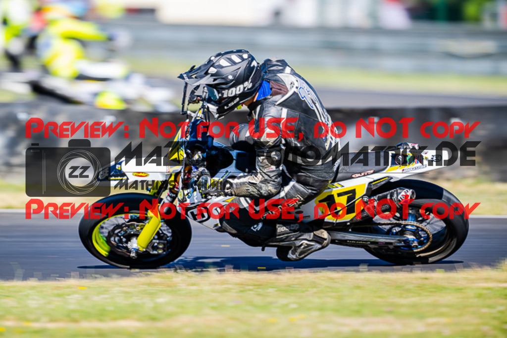 MaZZes_FotoMatrix_220703_6800 | S1