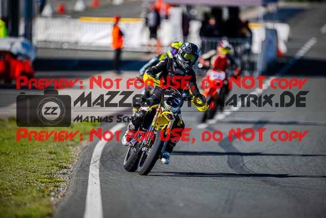 MaZZes_FotoMatrix_220903_9802 | S3