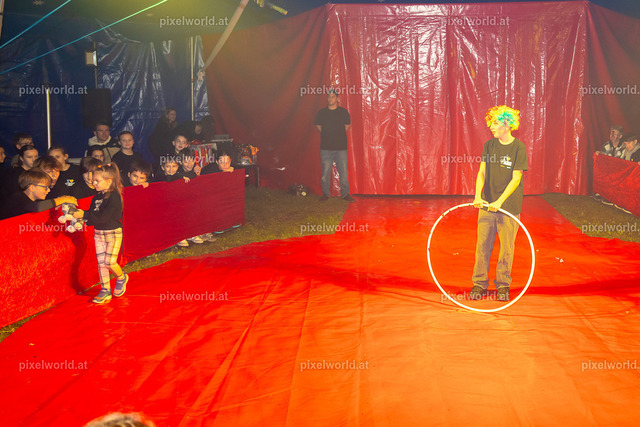 Zirkusvorstellung der MS Feldkirchen Digital | Bildershop von pixelworld.at - Realisiert mit Pictrs.com