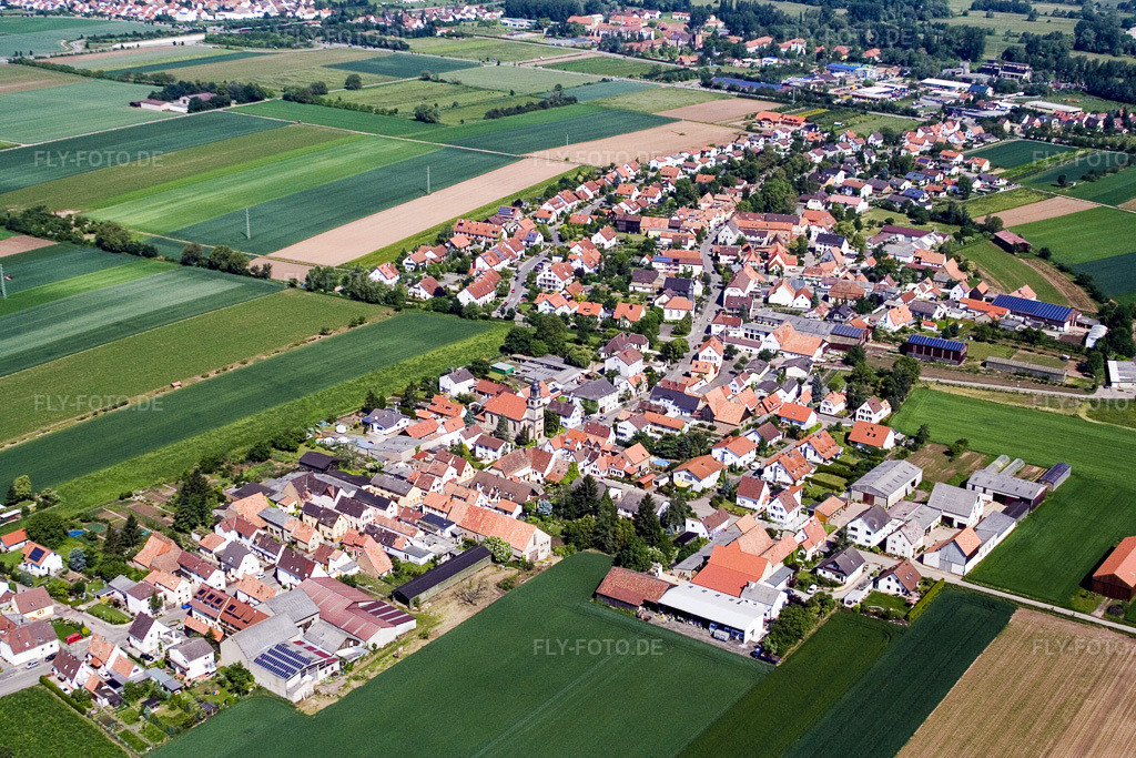 Luftbild: Ortsübersicht aus Süden im Ortsteil Mörlheim in Landau im Bundesland Rheinland-Pfalz in Deutschland. Foto: IMG_2243.jpg vom 03.06.2006 durch Werner Riehm/FLY-FOTO.de