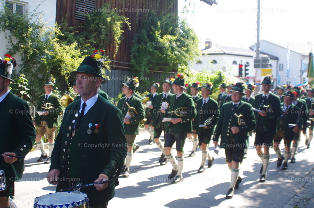 IMGP4104 | fotografiert von Axel PollmannLeonhardi Wallfahrt Benediktbeuern und Murnau, Fronleichnam, Fasching, Landschaft im Loisachtal und Benediktbeuern  - Realisiert mit Pictrs.com