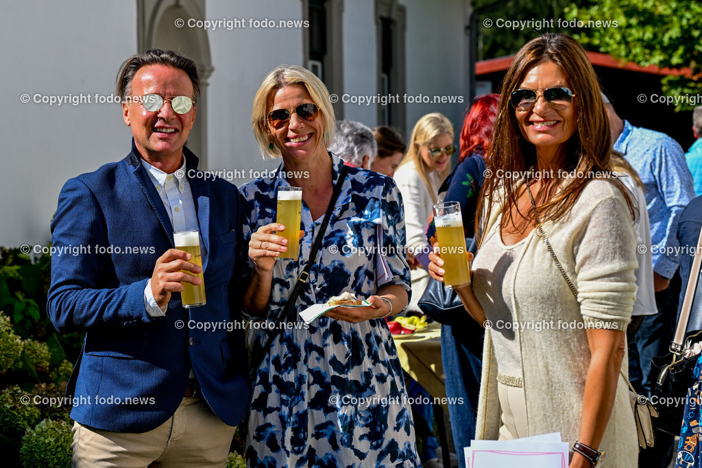 Inner Wheel Club Linz_ Charity Oldtimerfahrt_ 21.09.2024-156 | 21.09.2024, Linz, AUT, Inner Wheel Club Linz,  Charity Oldtimerfahrt im Bild Inner Wheel Club Linz,  Charity Oldtimerfahrt, Teilnehmer©Harald Dostal / fodo.media