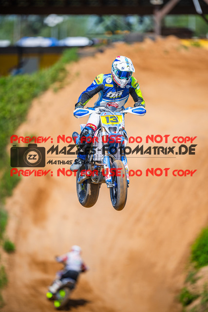 MaZZes_FotoMatrix_240511_6007705_1226 | S1