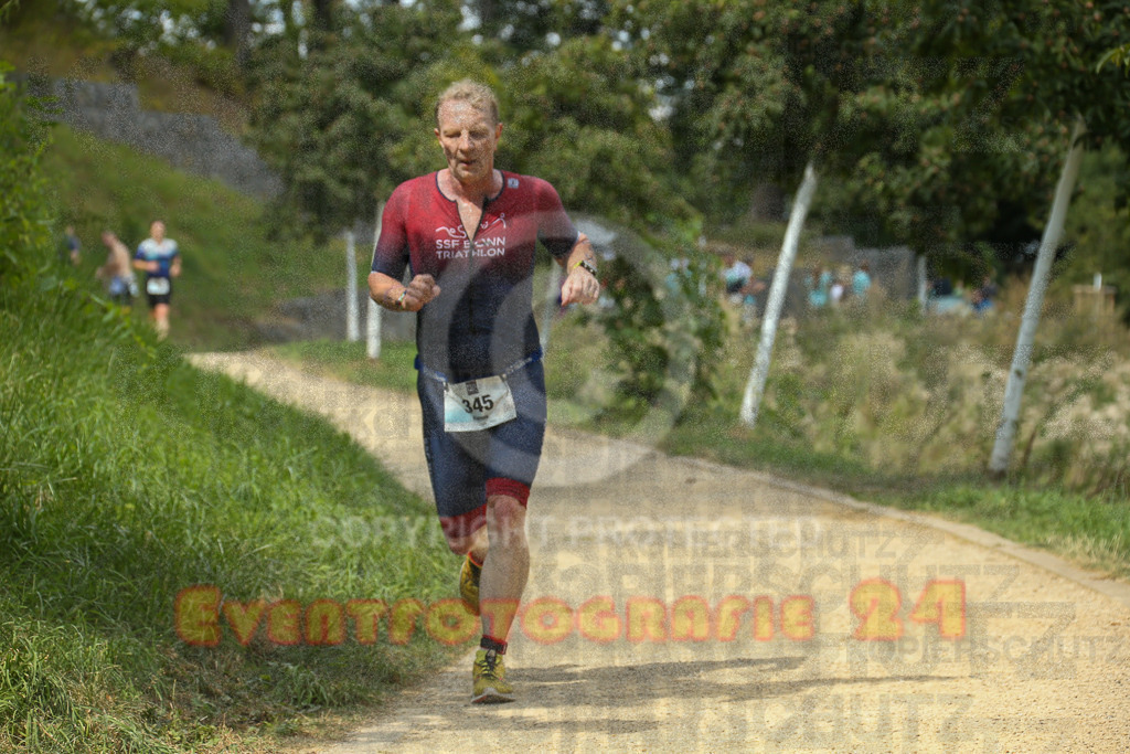 250824_1340_EX1_3212 | Sportfotografie im Rhein-Sieg Kreis, Köln, Bonn, NRW, Rheinland Pfalz, Hessen, etc. Unser Tätigkeitsfeld umfasst den Laufsport vom Volkslauf über den Marathon, Duathlon, Triathon bis zum Ultralauf wie Kölnpfad Ultra oder Schindertrail.