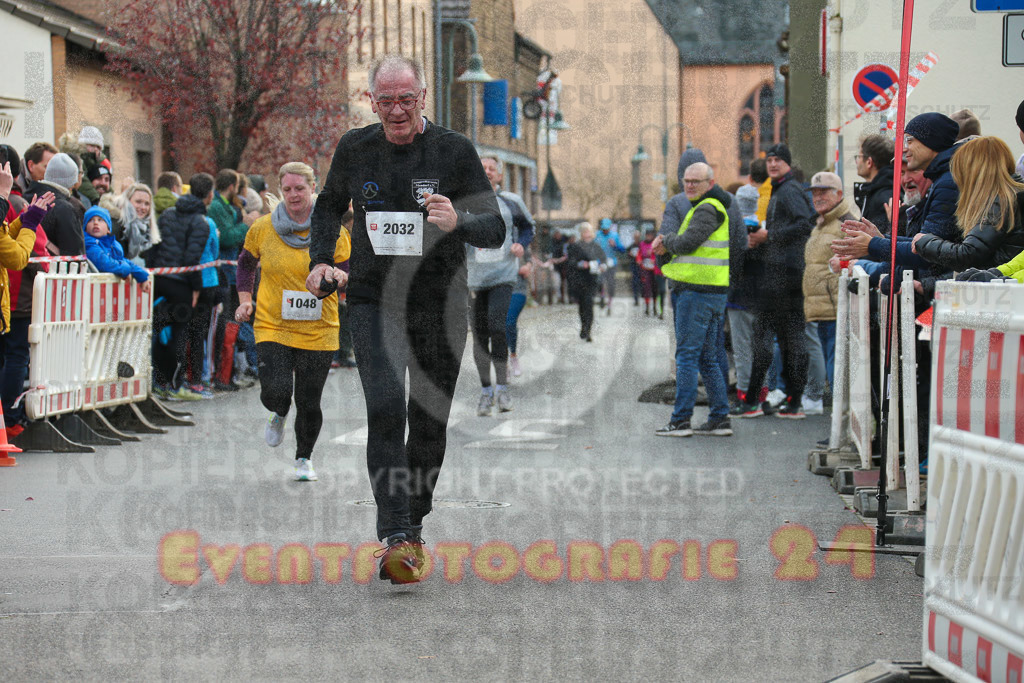 221127_1058_EX1_1402 | Sportfotografie im Rhein-Sieg Kreis, Köln, Bonn, NRW, Rheinland Pfalz, Hessen, etc. Unser Tätigkeitsfeld umfasst den Laufsport vom Volkslauf über den Marathon, Duathlon, Triathon bis zum Ultralauf wie Kölnpfad Ultra oder Schindertrail.