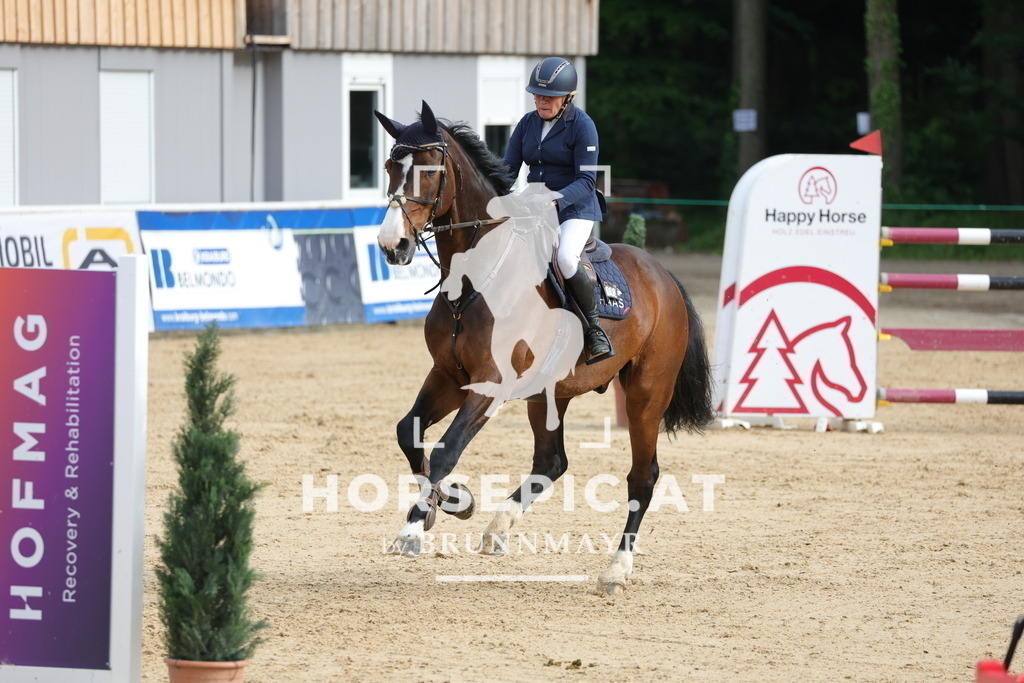 0P6A5297 | Willkommen bei Brunnmayr - Design & Fotografie – Ihrem Spezialisten für Reitturniere und Pferdeveranstaltungen in Oberösterreich, Salzburg und Bayern! Seit über 17 Jahren sind wir leidenschaftlich dabei.