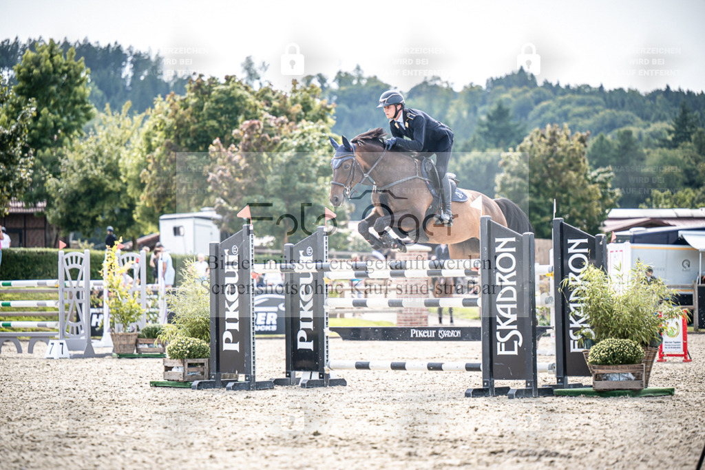 DOS_9925 | Entdecke hochwertige Reitturnierfotos von Foto Oger. Professionell, emotional und authentisch – jetzt Lieblingsmomente im Shop bestellen. - Realisiert mit Pictrs.com