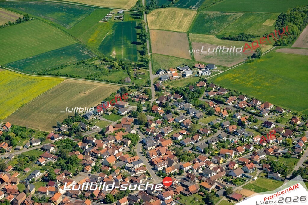 Luftaufnahme  Westheim  Knetzgau Das Luftbild wurde 2025 vom UL-Flugzeug heraus erstellt ( keine Drohne ) - Hochauflösende Luftaufnahme -Nicht vergleichbar mit Google Maps oder Satelittenbilder- Die Geschenkidee !Mit Lizenz und Bildrechte bestellbar