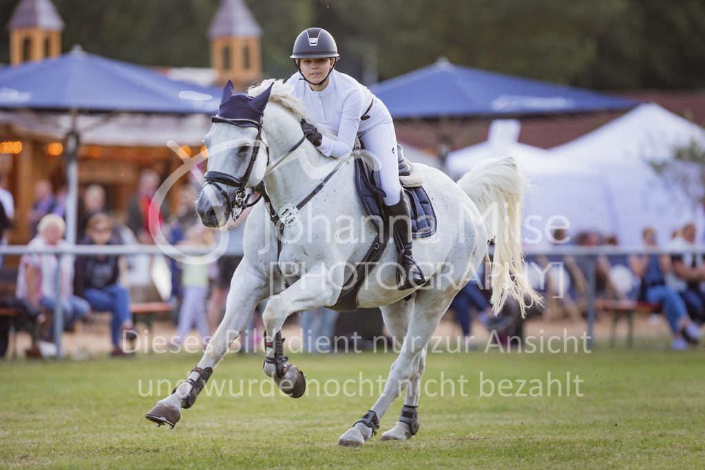 220715_LC_HeinzelmaennchenCup-758 | Deine schönsten Turniermomente als professionelle Fotos! Entdecke hochwertige Pferdesport-Fotografie im Online-Shop. Jetzt Fotos finden & bestellen!